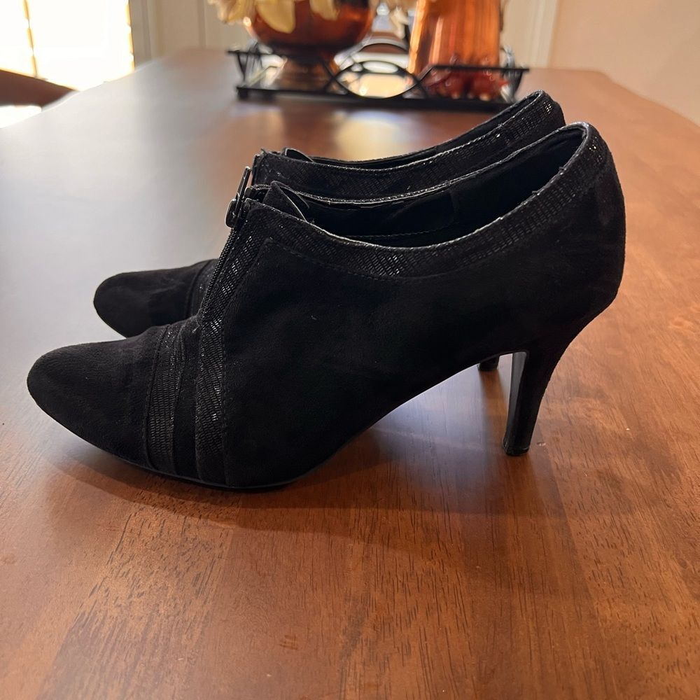 Naturalizer Timber Black Fabric 3.5" Heel Ankle Bootie Victorian Inspire Sz 8.5